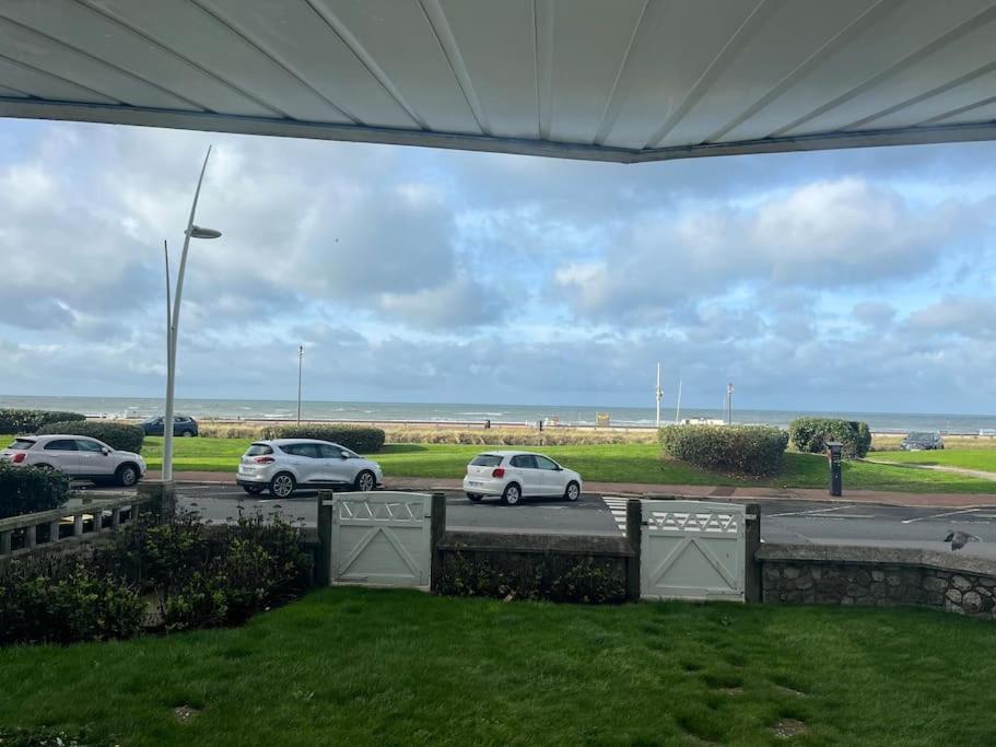 Studio En Residence Face Mer Avec Parking Le Touquet Exterior photo